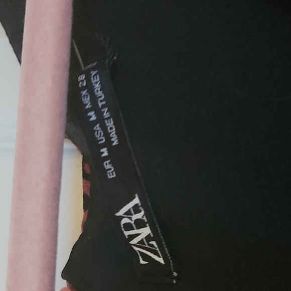 Mini zara  dress - Picture 3 of 4